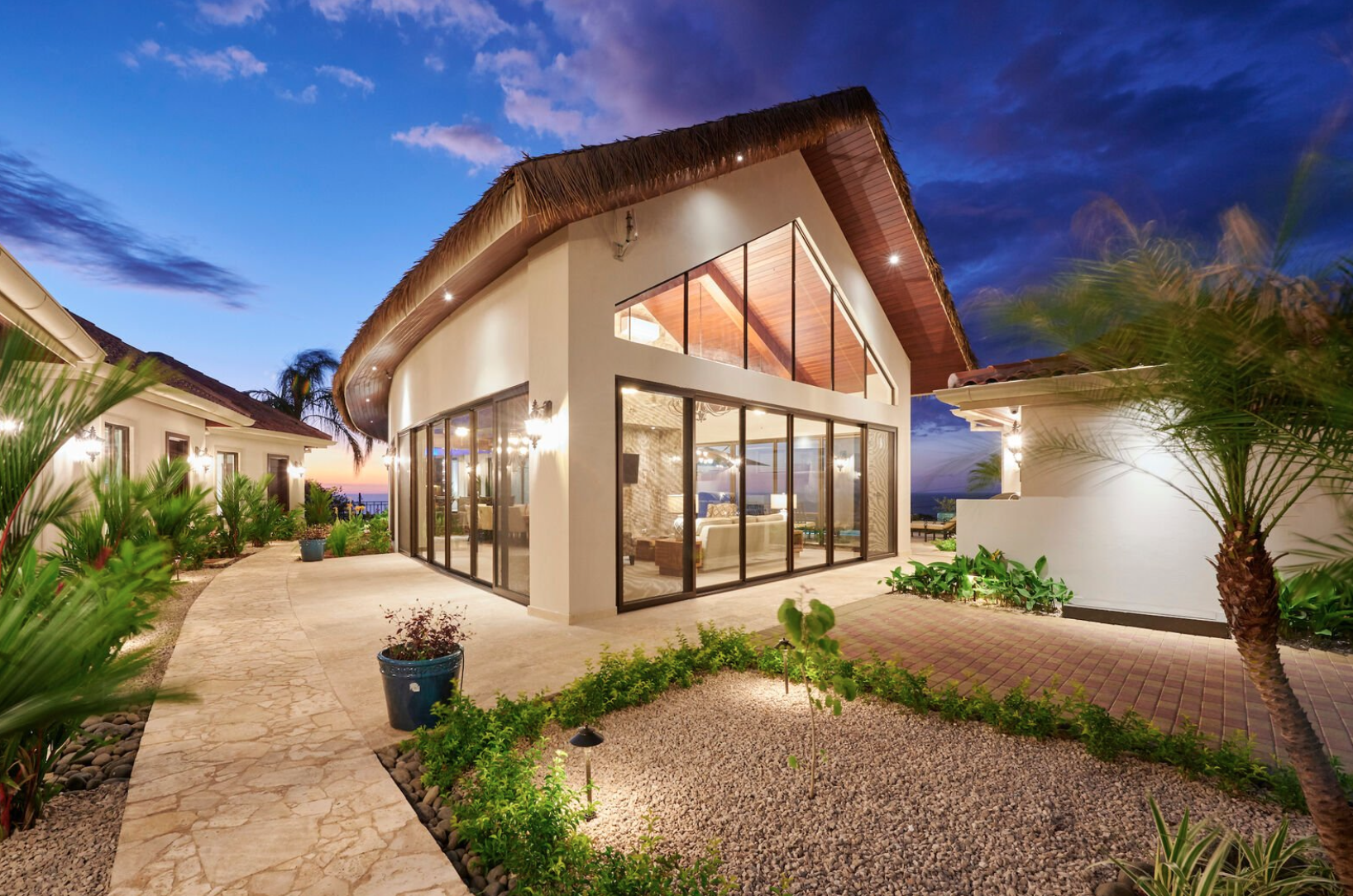 Sol Villa - Image 30